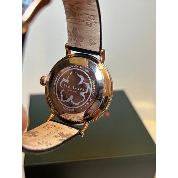 Ted Baker Phylipa Ladies Black Lizard Leather Strap Watch/Rose Gold Bow-Tie - Picture 10 of 16